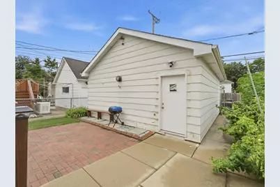 3110 N 76th Court, Elmwood Park, IL 60707 - Photo 36
