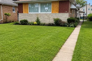 1705 Washington Blvd, Maywood, IL 60153 - Photo 1