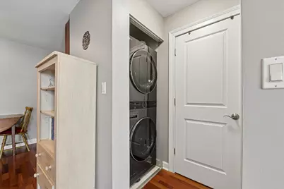 3900 N Pine Grove Avenue #907, Chicago, IL 60613 - Photo 12