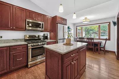 68 Chelsea Street, Bloomingdale, IL 60108 - Photo 4