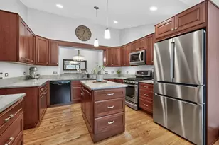 68 Chelsea St, Bloomingdale, IL 60108 - Photo 6