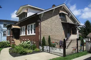 6421 Sinclair Ave, Berwyn, IL 60402 - Photo 4