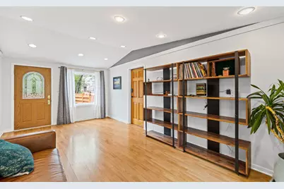 1880 Midland Avenue, Highland Park, IL 60035 - Photo 6