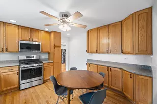 1880 Midland Ave, Highland Park, IL 60035 - Photo 4
