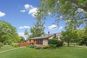 1880 Midland Ave, Highland Park, IL 60035 - Photo 18