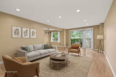 2920 Roberts Drive #4, Woodridge, IL 60517 - Photo 6