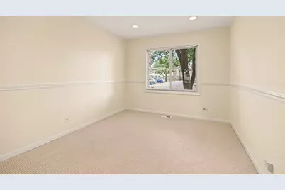 2920 Roberts Drive #4, Woodridge, IL 60517 - Photo 14