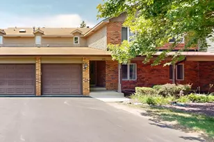 981 West Ct, Naperville, IL 60563 - Photo 1