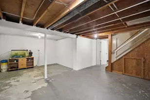 1050 E Kitson Dr, Palatine, IL 60074 - Photo 22