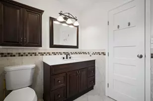 1050 E Kitson Dr, Palatine, IL 60074 - Photo 16