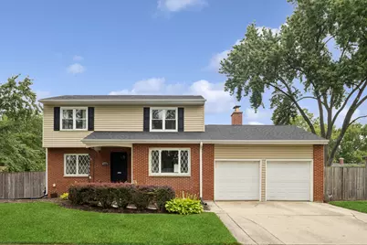 1050 E Kitson Drive, Palatine, IL 60074 - Photo 1
