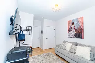 1738 W 17th St, Chicago, IL 60608 - Photo 10