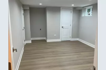 10030 S Fairfield Avenue, Chicago, IL 60655 - Photo 8