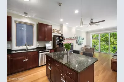 2431 W Walton Street #2, Chicago, IL 60622 - Photo 14
