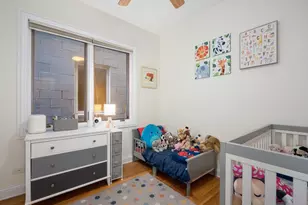 2431 W Walton St, Chicago, IL 60622 - Photo 16
