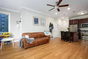 2431 W Walton St, Chicago, IL 60622 - Photo 6