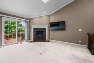 1288 Westlake Dr, Cary, IL 60013 - Photo 2