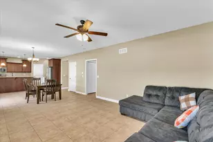 114 Sunflower St, Savoy, IL 61874 - Photo 14