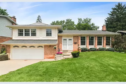 710 E Valley Lane, Arlington Heights, IL 60004 - Photo 1