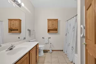 3932 Balmoral Ct, Rolling Meadows, IL 60008 - Photo 16