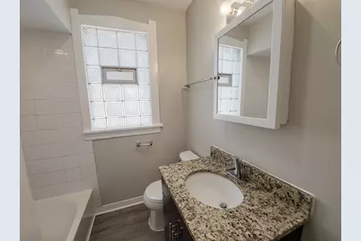 3042 N Lowell Avenue, Chicago, IL 60641 - Photo 4
