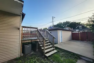 3042 N Lowell Ave, Chicago, IL 60641 - Photo 24