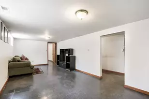 13909 S School St, Riverdale, IL 60827 - Photo 10