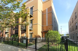 1153 W Washburne Ave, Chicago, IL 60608 - Photo 1