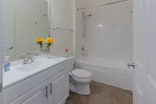 1153 W Washburne Ave, Chicago, IL 60608 - Photo 36