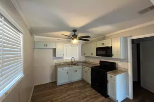 363 Blackhawk Dr, Park Forest, IL 60466 - Photo 10