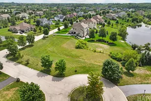 6605 Woodland Hills Dr, Lakewood, IL 60014 - Photo 1