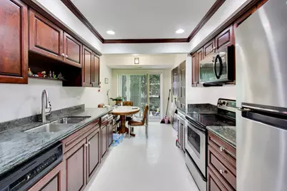 9529 Bronx Place #213, Skokie, IL 60077 - Photo 8