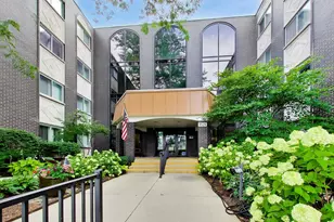 9529 Bronx Pl, Skokie, IL 60077 - Photo 1