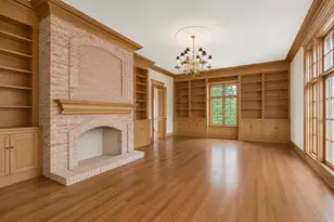 25W471 Plamondon Rd, Wheaton, IL 60189 - Photo 10