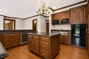 25W471 Plamondon Rd, Wheaton, IL 60189 - Photo 24