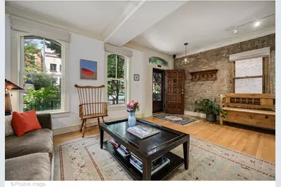 2231 N Magnolia Avenue, Chicago, IL 60614 - Photo 2