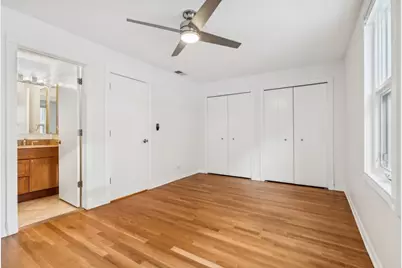 2910 N Commonwealth Avenue #3, Chicago, IL 60657 - Photo 16