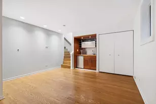 2910 N Commonwealth Ave, Chicago, IL 60657 - Photo 20