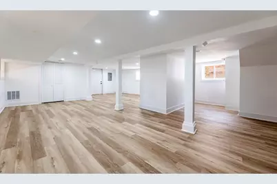 8025 S Euclid Avenue, Chicago, IL 60617 - Photo 28