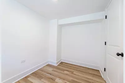 8025 S Euclid Avenue, Chicago, IL 60617 - Photo 22