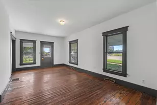 205 E Holloway St, Bismarck, IL 61814 - Photo 6
