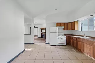 205 E Holloway St, Bismarck, IL 61814 - Photo 14
