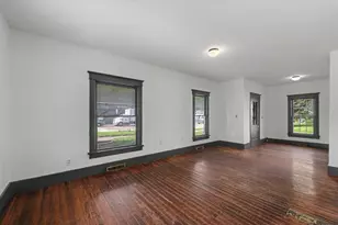 205 E Holloway St, Bismarck, IL 61814 - Photo 8