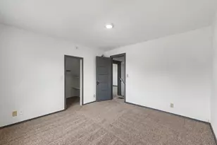 205 E Holloway St, Bismarck, IL 61814 - Photo 24