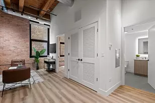 153 W Ohio St, Chicago, IL 60654 - Photo 8