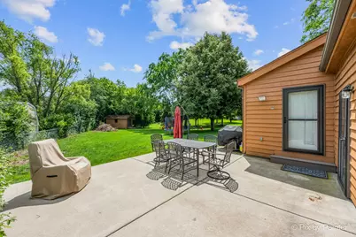2116 N Pebble Drive, McHenry, IL 60051 - Photo 28