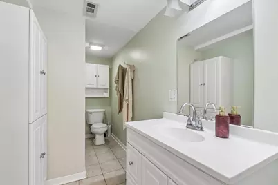 4149 N Wolcott Avenue, Chicago, IL 60613 - Photo 12