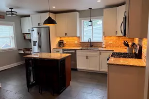 5316 N Lockwood Ave, Chicago, IL 60630 - Photo 2