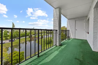 375 Plum Creek Drive #312, Wheeling, IL 60090 - Photo 22