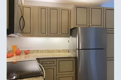 300 N State Street #2834, Chicago, IL 60654 - Photo 6